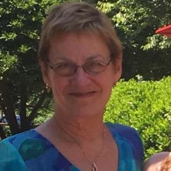 Meet your Posher, Janet - Picture 1 of 1